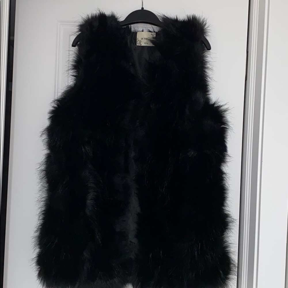Fur vest
